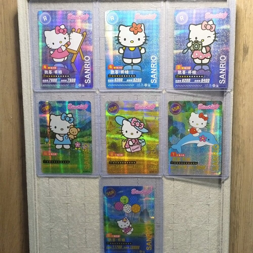 #HK-2099 Sanrio Hello Kitty Wave 6 Booser Set - 13 Piece With Top Load Sleeve